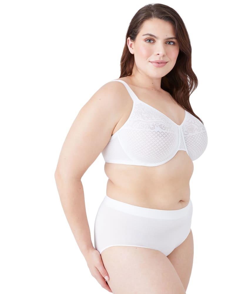 Front of a model wearing a size 34D Visual Effects Minimizer in White by Wacoal. | dia_product_style_image_id:304191